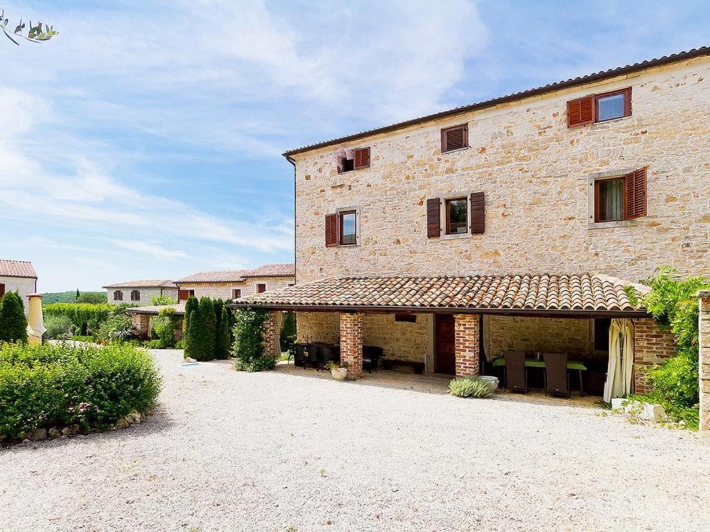 Villas Aurelia Barat エクステリア 写真