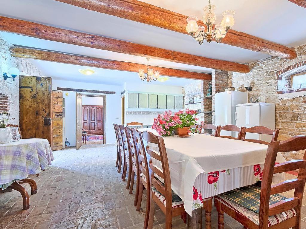 Villas Aurelia Barat エクステリア 写真