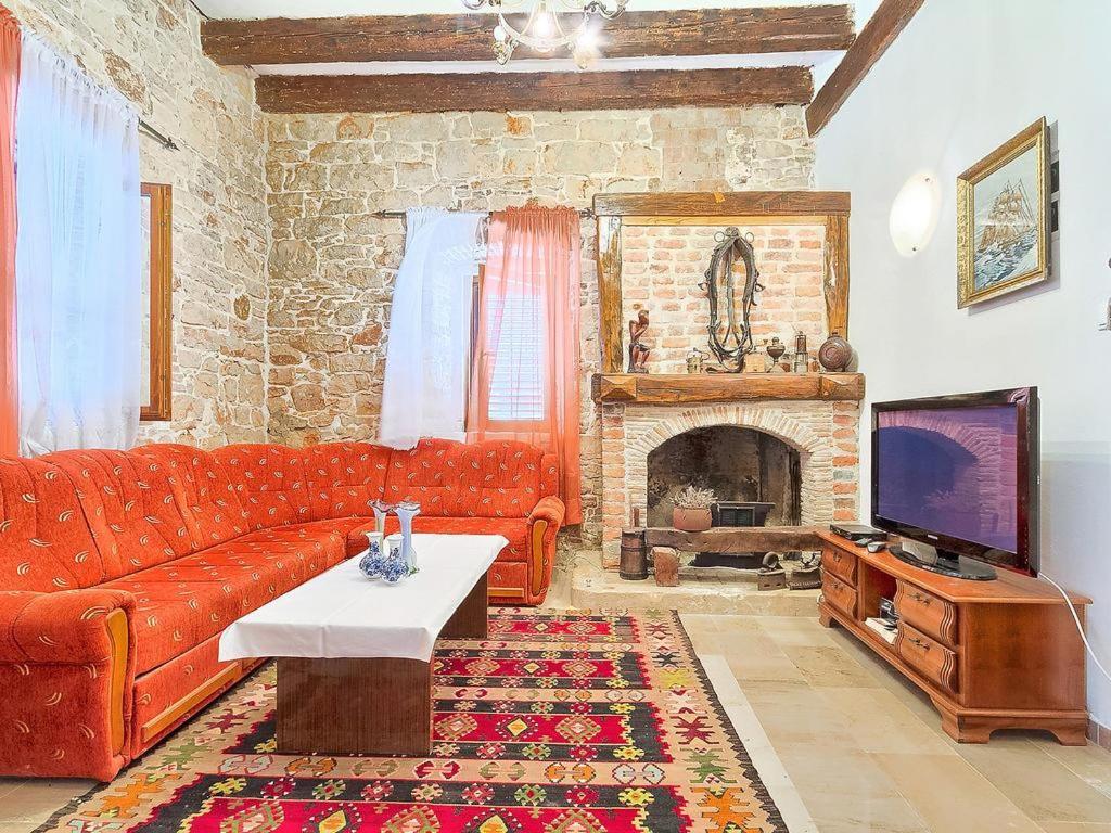 Villas Aurelia Barat エクステリア 写真