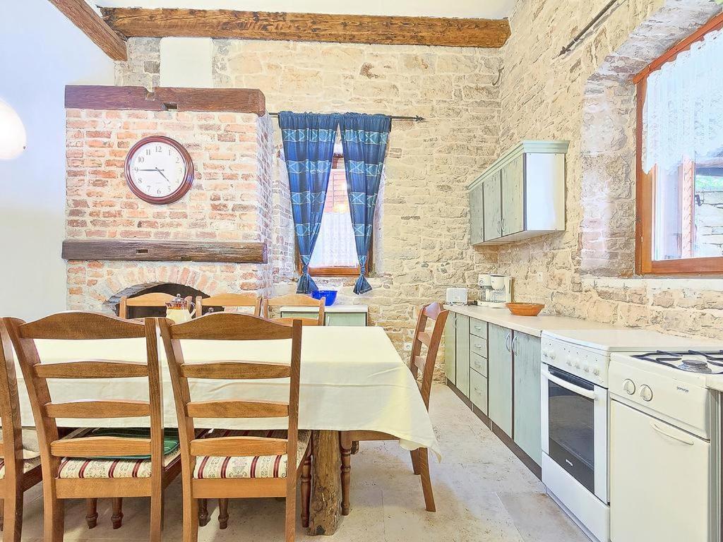 Villas Aurelia Barat エクステリア 写真